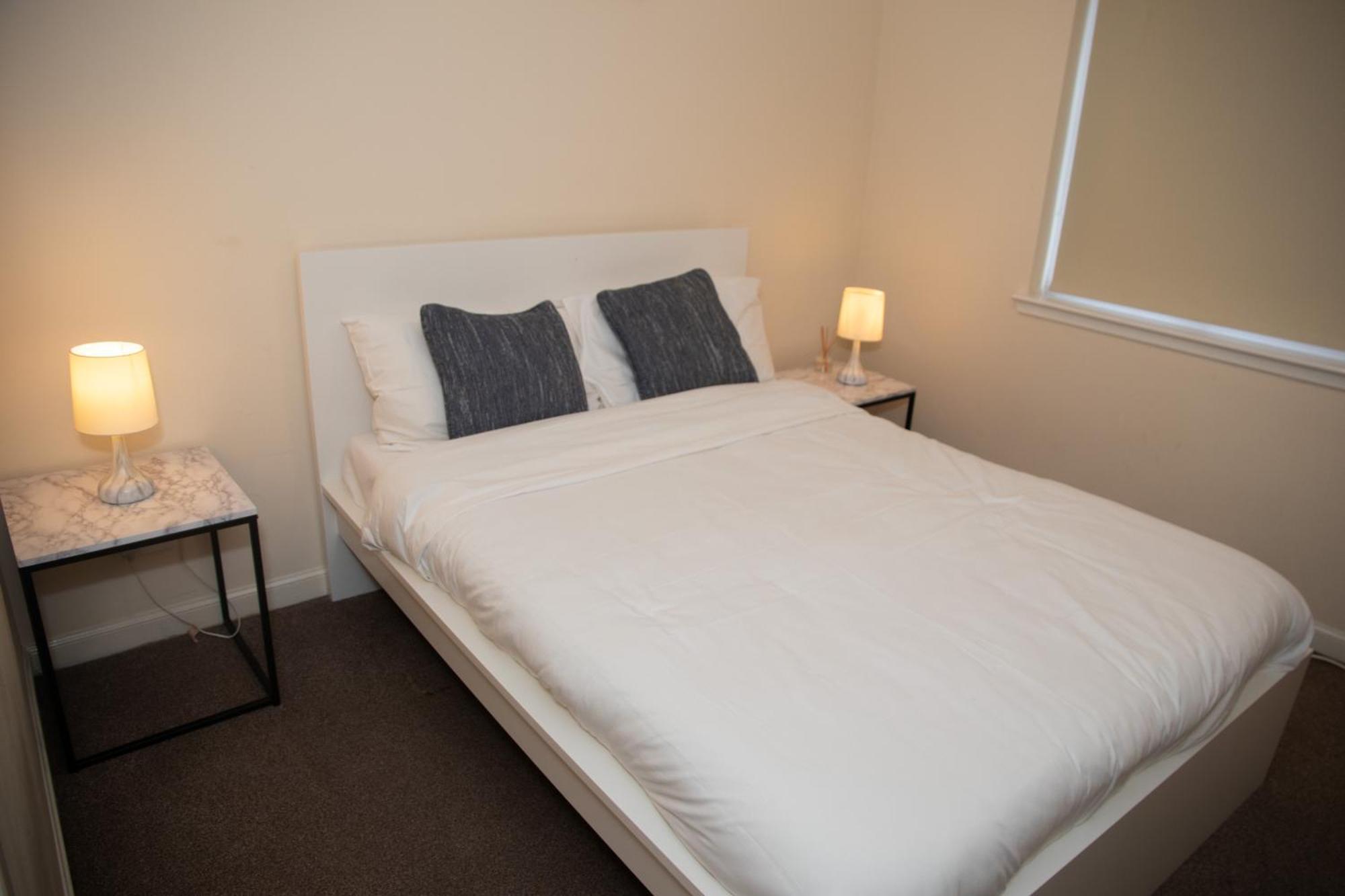 Charlotte Apartment แอเบอร์ดีน ภายนอก รูปภาพ