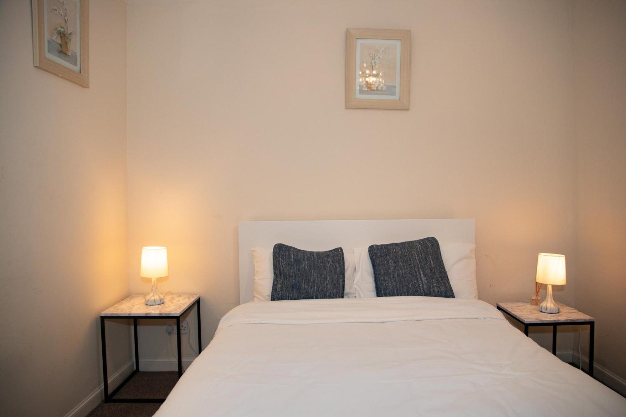 Charlotte Apartment แอเบอร์ดีน ภายนอก รูปภาพ